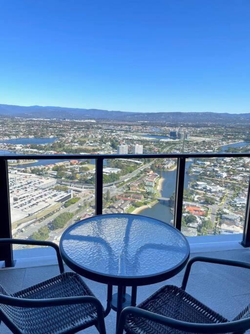 Ferienwohnung New Impressive 180° River View 1 Bed Apt With Pool 47F Gold Coast Exterior foto
